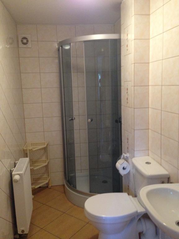 Pokoje Goscinne Jaskolcze Gniazdo Dziwnowek Exterior photo
